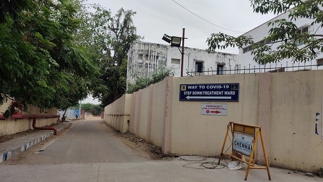 Way to the treatment wards at KMCH in Chennai. Firstpost/Greeshma Kuthar