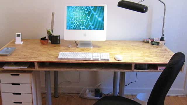 Neck stiffness and pain: A seven-part exercise routine you can do without moving away from your desk Neck stiffness and pain: A seven-part exercise routine you can do without moving away from your desk