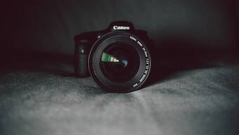 Premium DSLR cameras for the best pictures