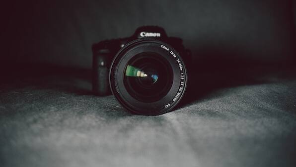 Premium DSLR cameras for the best pictures