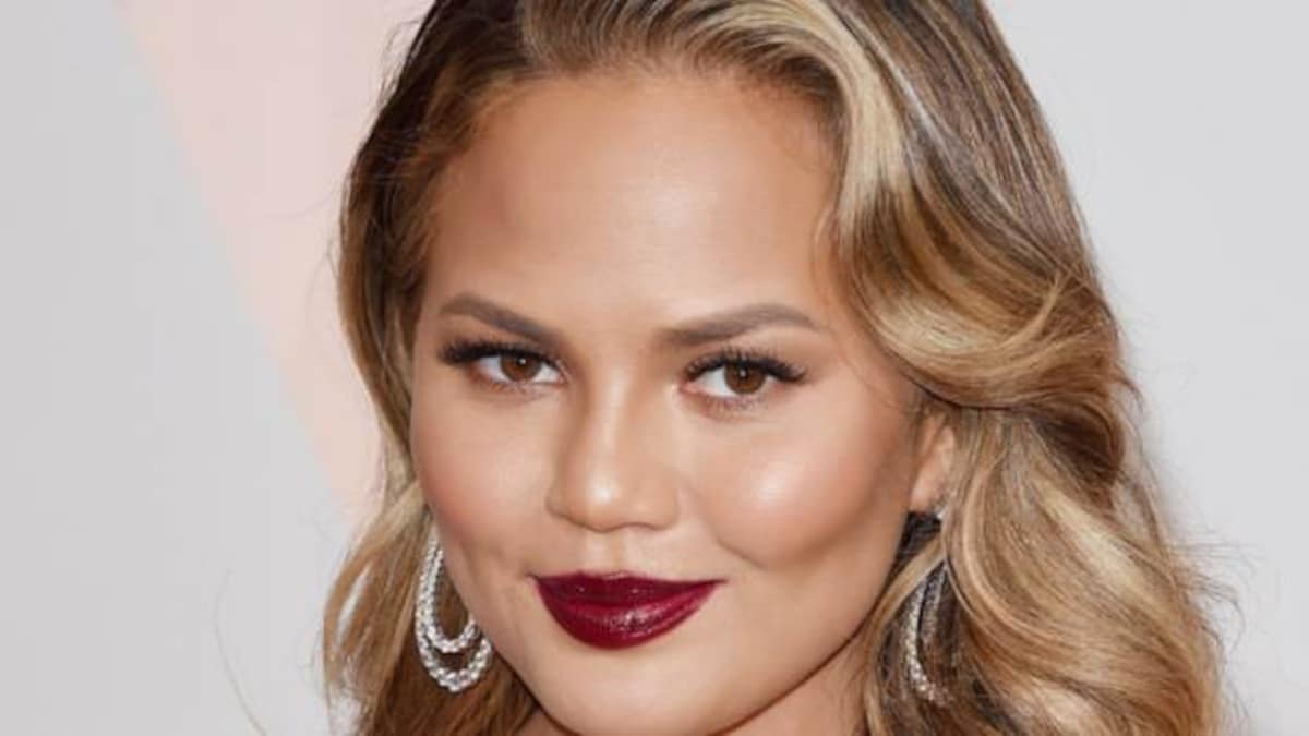 Chrissy Teigen, John Legend lose third child due to pregnancy complications