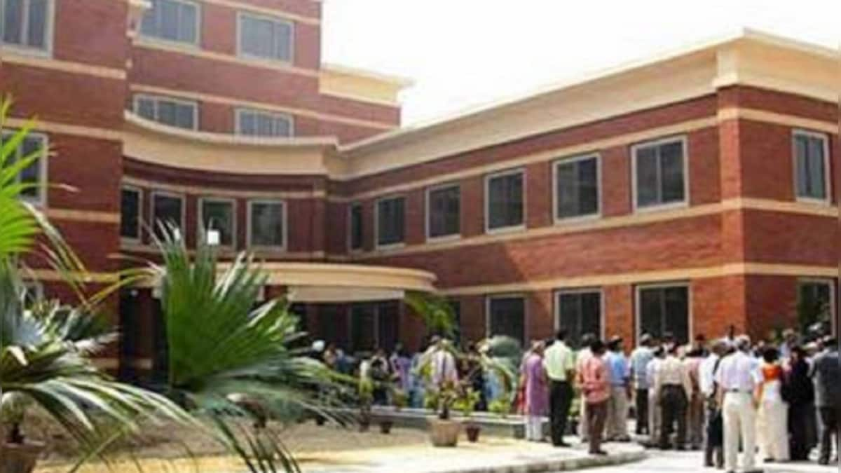 Delhi University colleges reopen, students return to campus after two years