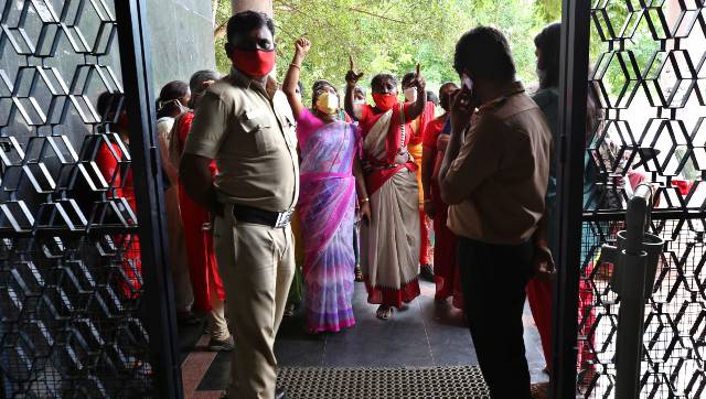 COVID-19 lockdown paves the way to provide social security to domestic workers in urban India, rethink employee-employer relationship COVID-19 lockdown paves the way to provide social security to domestic workers in urban India, rethink employee-employer relationship