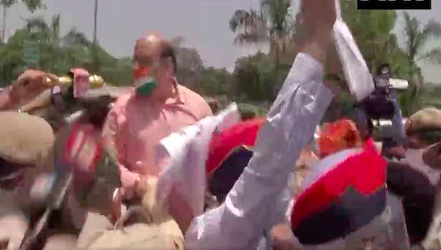 Galwan Valley clash: Ex-armymen stage protests near Chinese embassy in Delhi against killing of 20 Indian soldiers Galwan Valley clash: Ex-armymen stage protests near Chinese embassy in Delhi against killing of 20 Indian soldiers