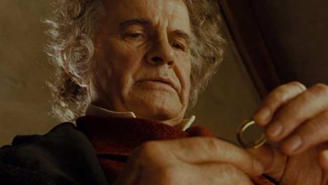 Ian Holm, known for roles in Lord of the Rings trilogy, Chariots of Fire, passes away aged 88 Ian Holm, known for roles in Lord of the Rings trilogy, Chariots of Fire, passes away aged 88