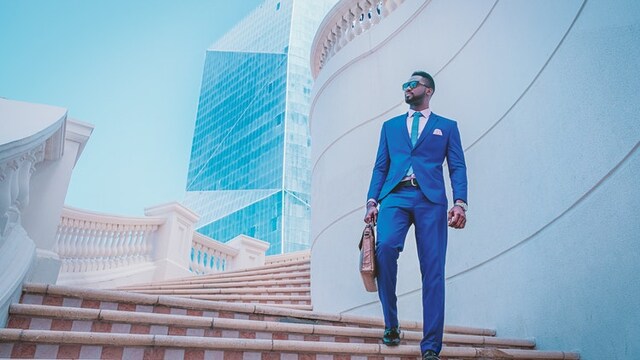 Slim fit garments for that ultimate silhouette Slim fit garments for that ultimate silhouette
