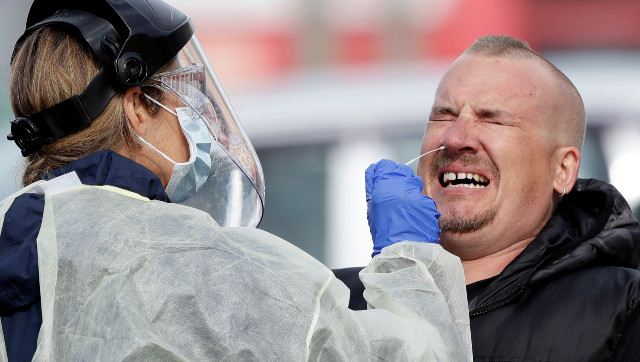 New Zealand becomes coronavirus-free as health officials say last infected persons has recovered; govt removes most restrictions New Zealand becomes coronavirus-free as health officials say last infected persons has recovered; govt removes most restrictions