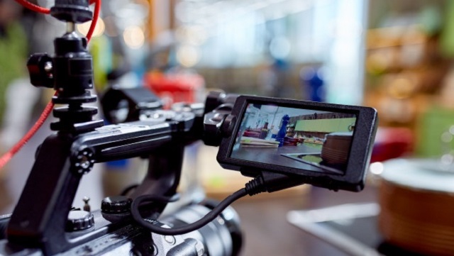 Coronavirus Outbreak: Maharashtra allows films and TV shoots to resume with social distancing guideliness in non-containment zones Coronavirus Outbreak: Maharashtra allows films and TV shoots to resume with social distancing guideliness in non-containment zones