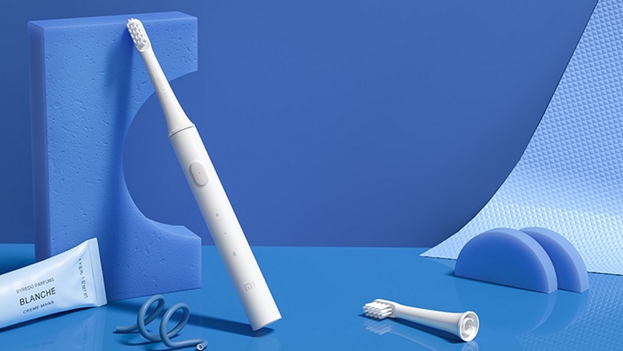 Xiaomi launches Mi Electric Toothbrush T100 with 30-day battery life at Rs 549 Xiaomi launches Mi Electric Toothbrush T100 with 30-day battery life at Rs 549