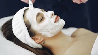 Dos and don'ts to take care of your face after a facial treatment