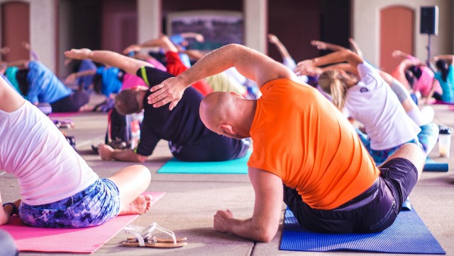 Setu bandhasana, Uttanasana among easy yoga asanas that improve joint mobility, health while reducing pain Setu bandhasana, Uttanasana among easy yoga asanas that improve joint mobility, health while reducing pain