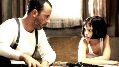 On Léon's 25th anniversary, looking for honest girlhood representations not coloured by male gaze