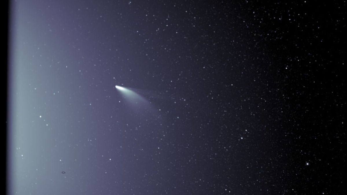 Captivating image of NEOWISE comet as seen by NASA's Parker Solar Probe released