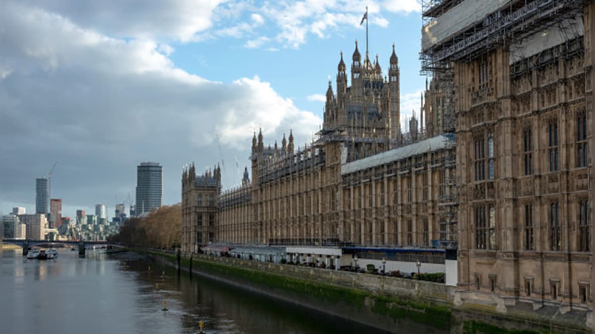 Who protects British democracy from Russia? No one, concludes UK Parliament report