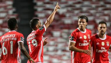 Portuguese Primeira Liga: Benfica keep slim title hopes alive with 2-0 win over Guimaraes