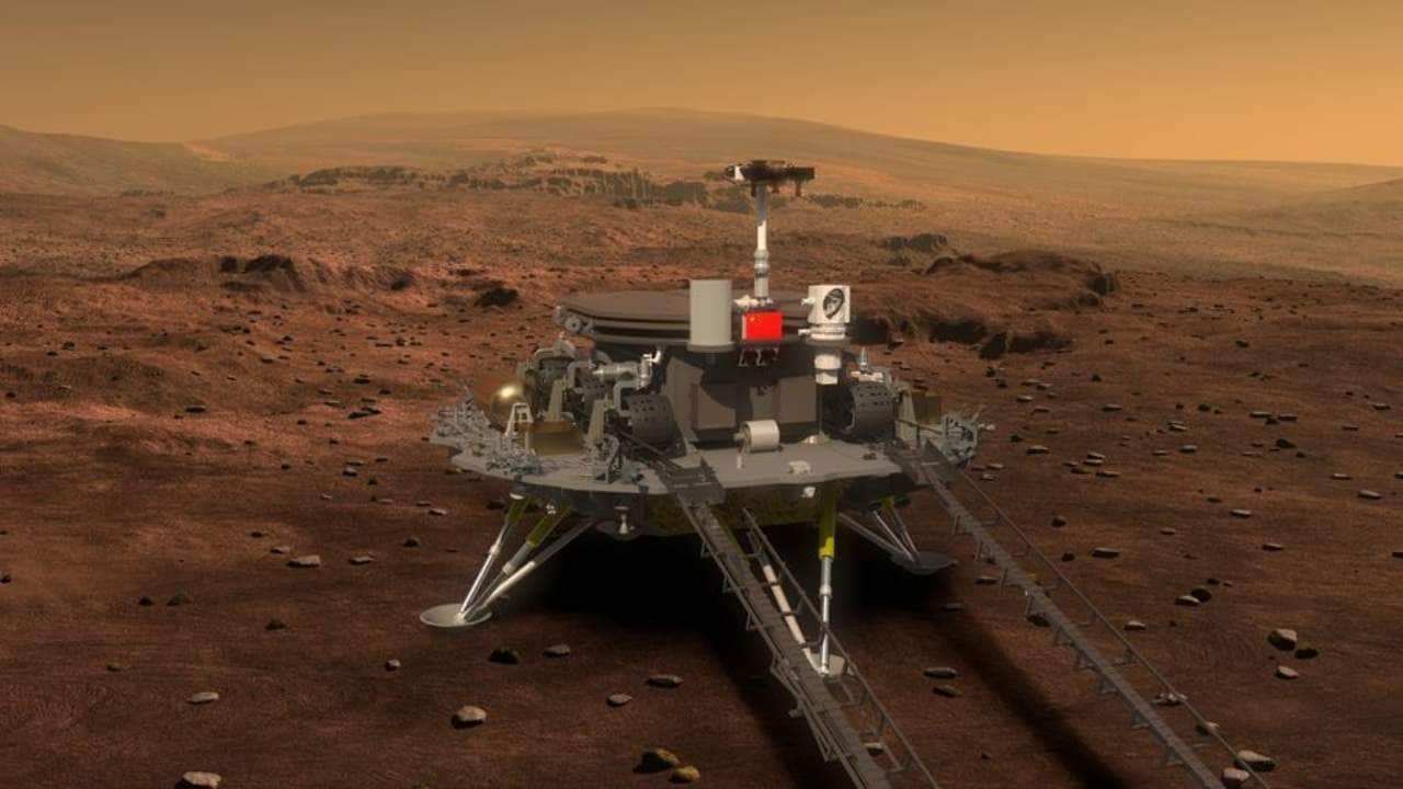 Artist illustration of the Tianwen-1's lander/rover on the Mars surface. Image credit: China Academy of Space Technology/Twitter