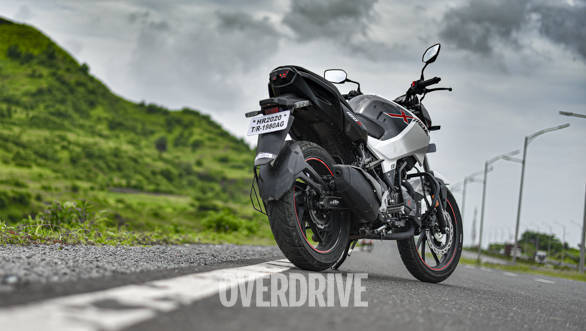 Hero Xtreme 160r Road Test Review An Impressive Ride Quality Engine Refinement And Premium Build Technology News Firstpost