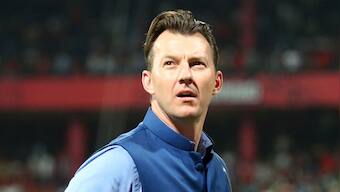 Brett Lee says ban on saliva won't matter with Kookaburra balls as it doesn't swing much
