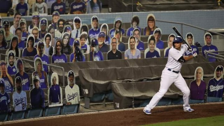 Fewer than half of Americans 'OK' to attend live sports events owing to COVID-19: Poll