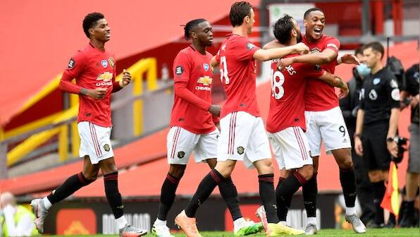 Premier League: Arsenal, Chelsea and Manchester United heat up top-four race with convincing victories