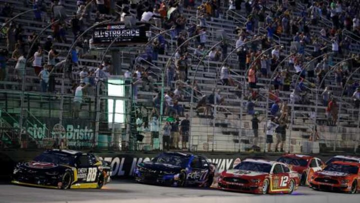 At least 20,000 attend NASCAR All-Star Race in largest sporting event crowd since coronavirus pandemic