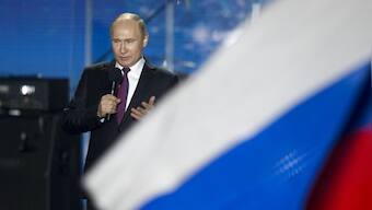 Hard to prove Russia's influence on Brexit, but UK govt did nothing to protect referendum, finds report
