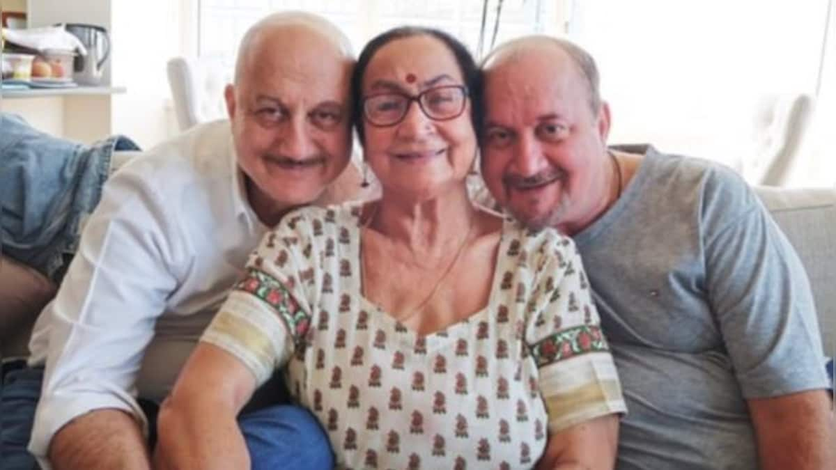 Coronavirus Outbreak: Anupam Kher says his mother, three other family members test positive for COVID-19