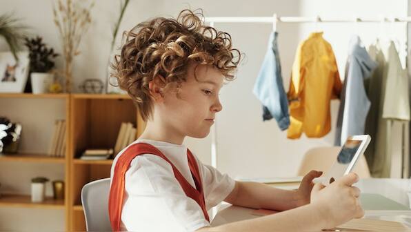 Top tabs to keep your kids entertained