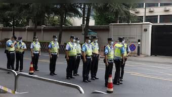 US closes Chengdu consulate in China in retaliation to Washington shutting down Houston consulate