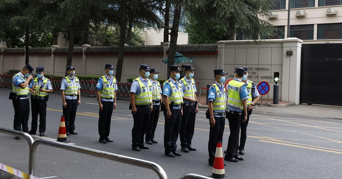 US closes Chengdu consulate in China in retaliation to Washington shutting down Houston consulate US closes Chengdu consulate in China in retaliation to Washington shutting down Houston consulate