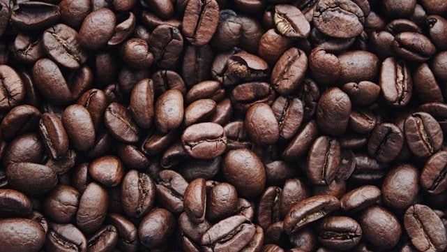 Study reveals coffee consumption may slow disease progression and increase life expectancy of colorectal cancer patients