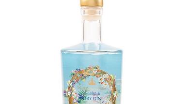 Pay £40 and buy a bottle of Buckingham Palace Gin with ingredients from gardens of Queen of England