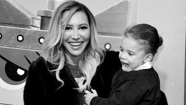  Naya Rivera along with her son | Twitter