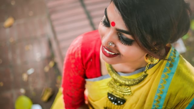 Budget silk sarees to give you an ethereal look Budget silk sarees to give you an ethereal look