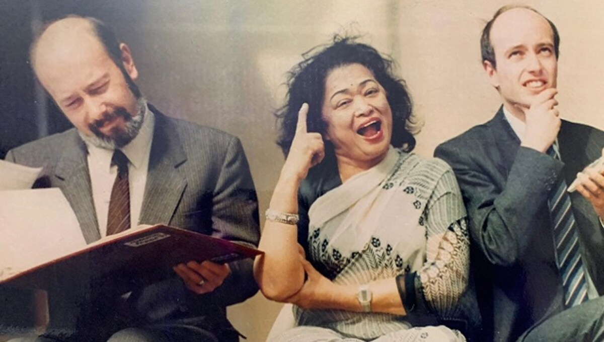 Shakuntala Devi S Family On Maths Whiz She Believed The Human Brain Was Capable Of Far More Than A Computer Living News Firstpost