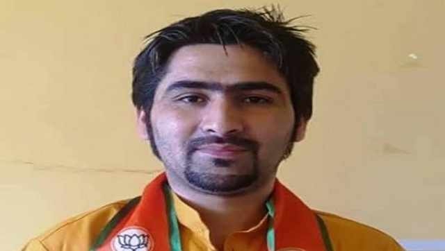 BJP leader, his father and brother shot dead near police station at Kashmir's Bandipora BJP leader, his father and brother shot dead near police station at Kashmir's Bandipora