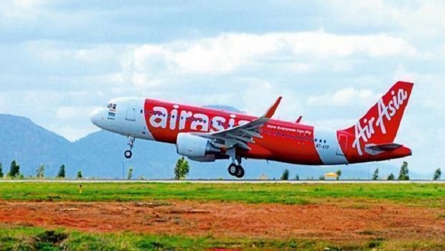 AirAsia India flight from Ranchi to Mumbai aborts take-off after encountering bird hit AirAsia India flight from Ranchi to Mumbai aborts take-off after encountering bird hit