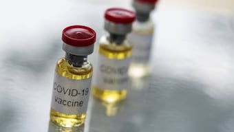 Coronavirus vaccine tracker: DCGI sends notice to Serum Institute for not halting Oxford clinical trials