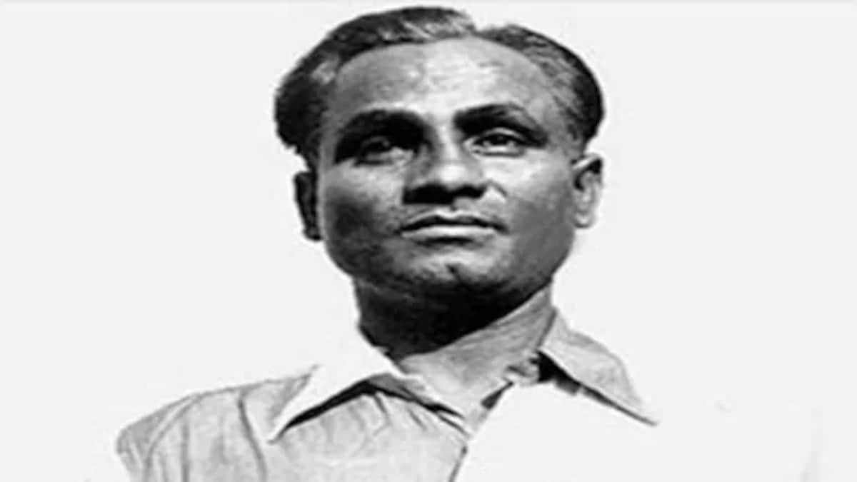 Dhyan Chand 115th birth anniversary: Prime Minister Narendra Modi, cricketer Virender Sehwag and others pay tribute to hockey legend