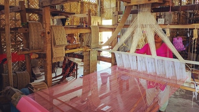 Centre scraps handicrafts and handloom boards, stating move towards 'minimum govt, maximum governance' Centre scraps handicrafts and handloom boards, stating move towards 'minimum govt, maximum governance'