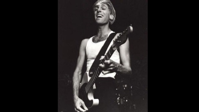 Red Hot Chilli Peppers guitarist Jack Sherman dies aged 64 Red Hot Chilli Peppers guitarist Jack Sherman dies aged 64