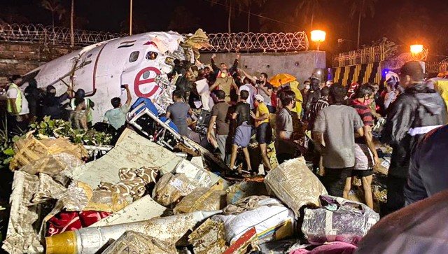Kozhikode plane crash: 17 dead, several injured as Air India Express flight IX-1344 bringing Indians home breaks into two while landing Kozhikode plane crash: 17 dead, several injured as Air India Express flight IX-1344 bringing Indians home breaks into two while landing