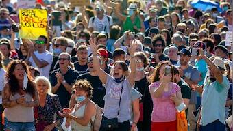 'We are not afraid': Hundreds protest in Madrid against face masks, other COVID-19 restrictions
