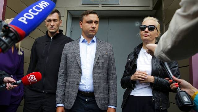 Russia to let comatose dissident leader Alexei Navalny fly to Berlin for treatment Russia to let comatose dissident leader Alexei Navalny fly to Berlin for treatment