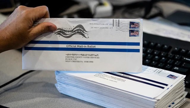 As US presidential election looms, postal crisis leaves citizens cross and lawmakers on edge As US presidential election looms, postal crisis leaves citizens cross and lawmakers on edge