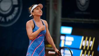 Prague Open 2020: Top-seeded Simona Halep battles past Polana Hercog to reach second round