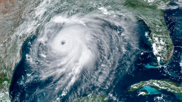 'Extremely dangerous' Hurricane Laura makes landfall in southwestern Louisiana near Texas