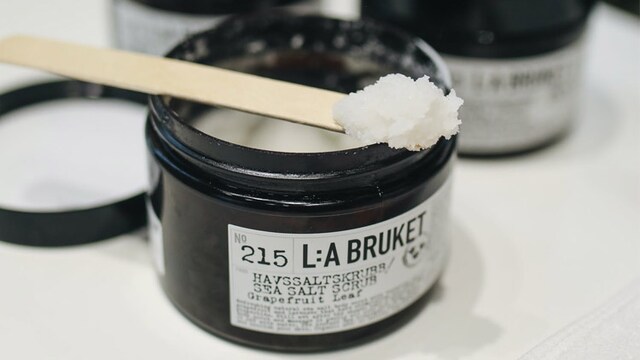 Keep your skin soft and clean with these body scrubs Keep your skin soft and clean with these body scrubs