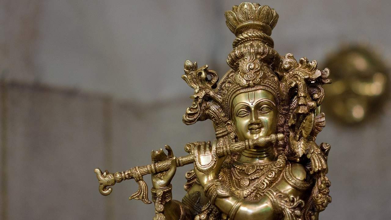 Janmashtami 2021: Wishes, messages to share on festival that celebrates birth of Lord Krishna Janmashtami 2021: Wishes, messages to share on festival that celebrates birth of Lord Krishna