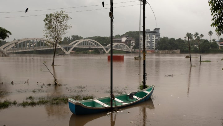Toll due to Idukki landslide rises to 43; IMD predicts heavy rains in six districts in Kerala till Tuesday